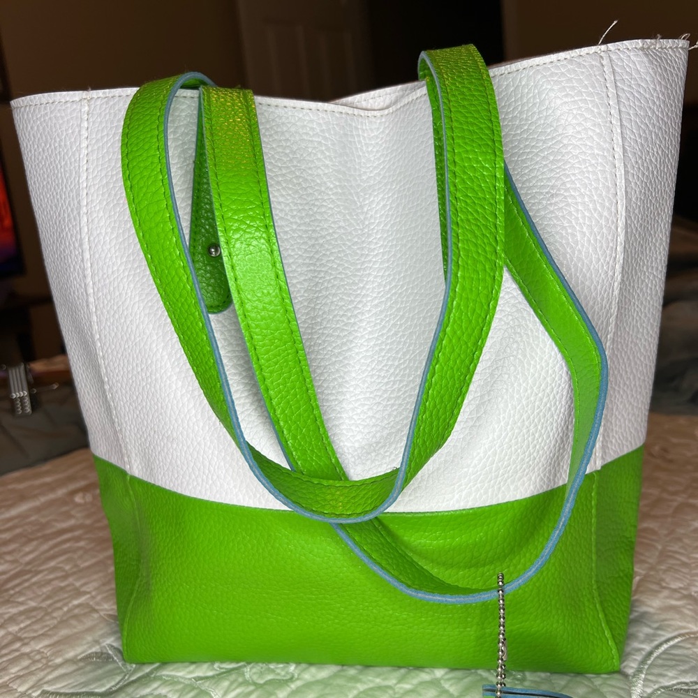 MSC Mainstreet Collection Hand Bag